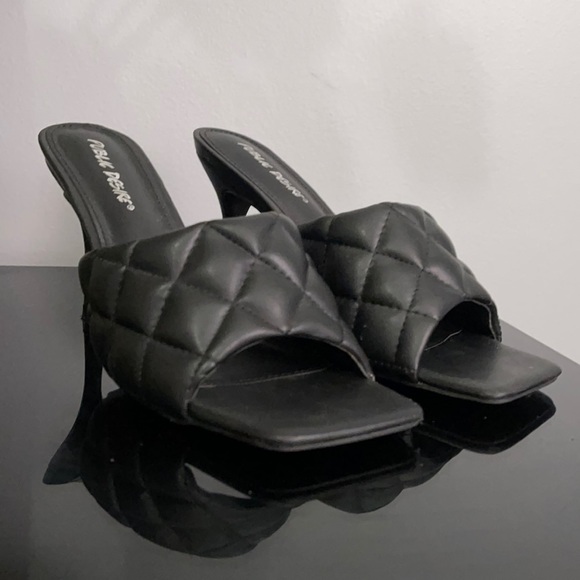 Public Desire Black Mules - Picture 1 of 3